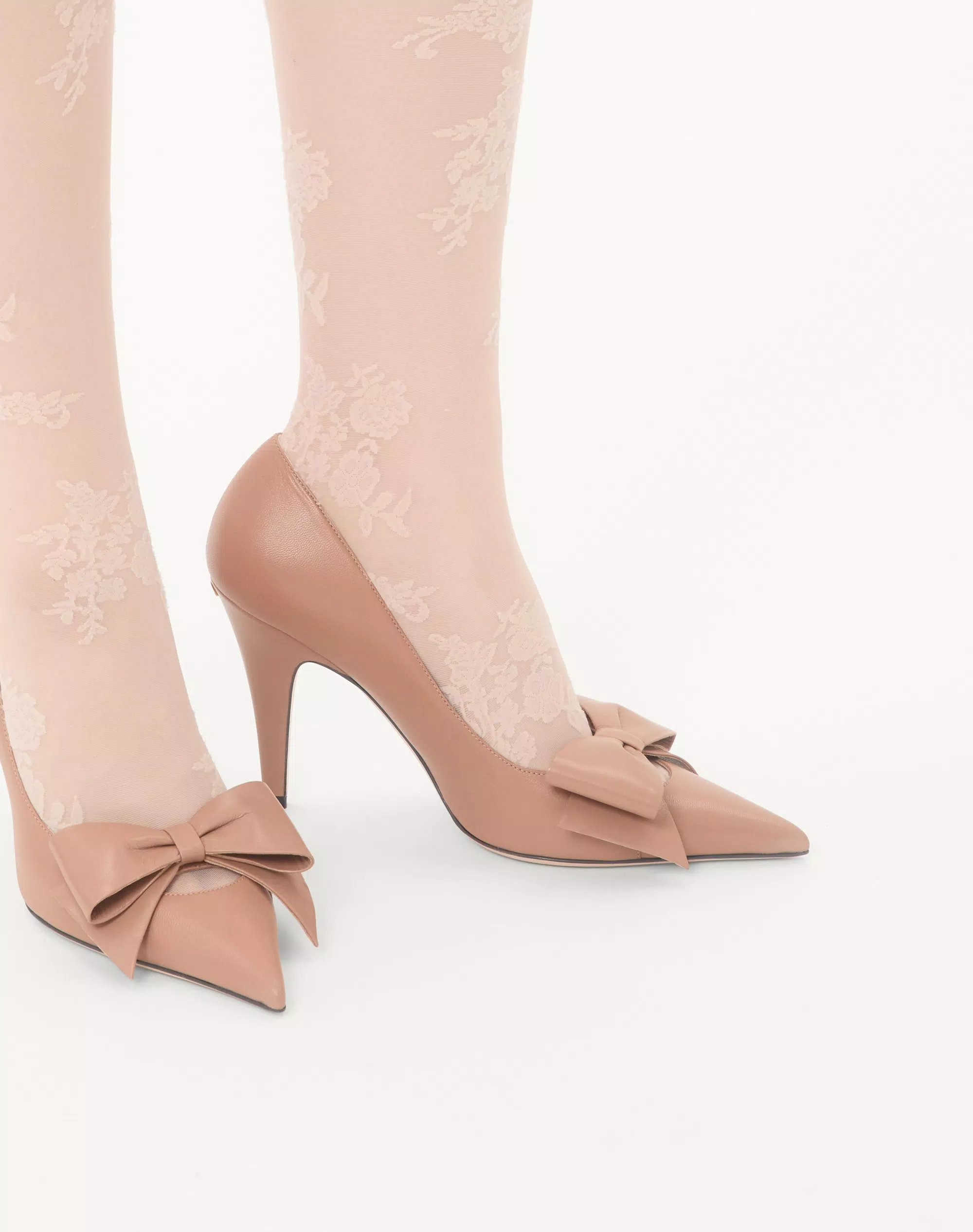 Valentino Bowow Pump In Kidskin 100Mm - Image 7